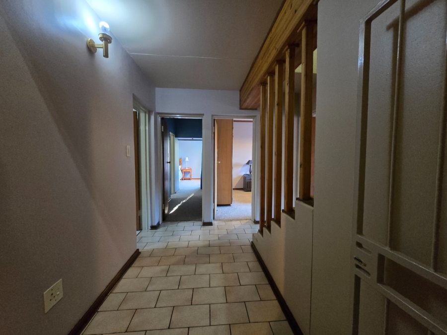4 Bedroom Property for Sale in Universitas Ridge Free State